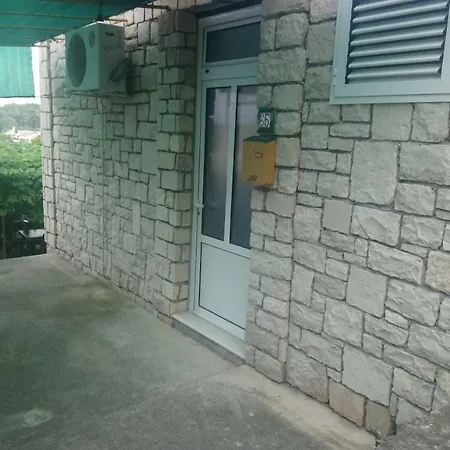 Διαμέρισμα Guest House Λομπάρδα